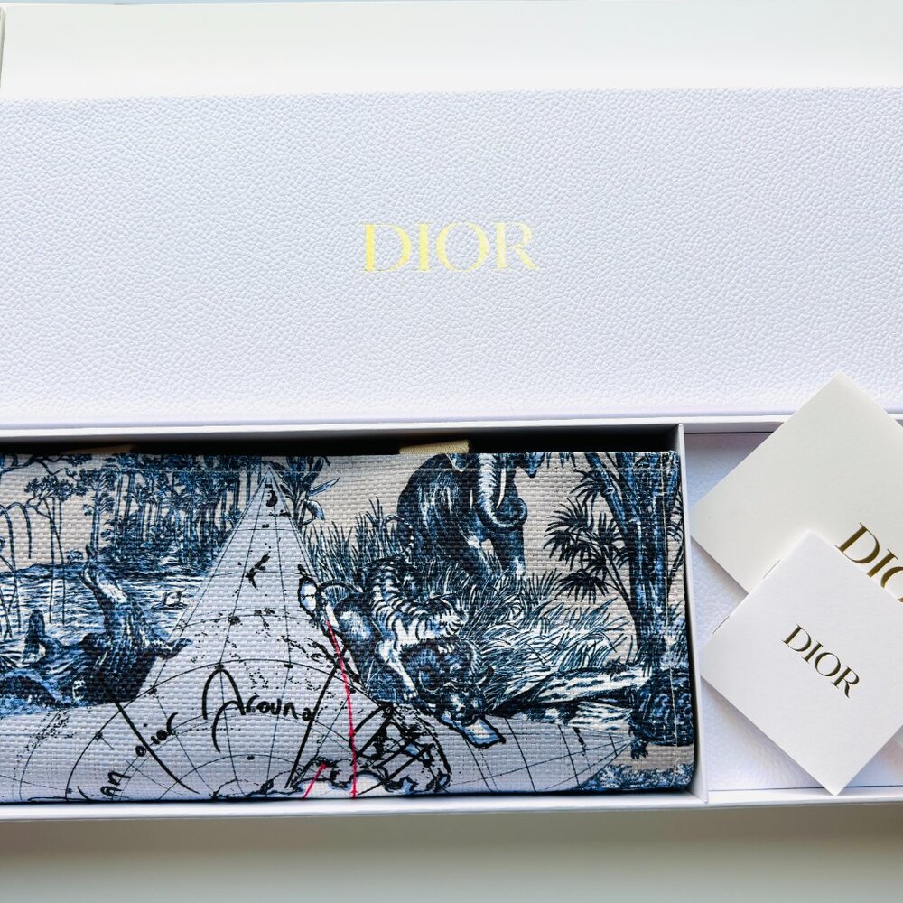 3795 DIOR EXCLUSIVE GIFT TOTE BAG WITH DIOR PACKAGING